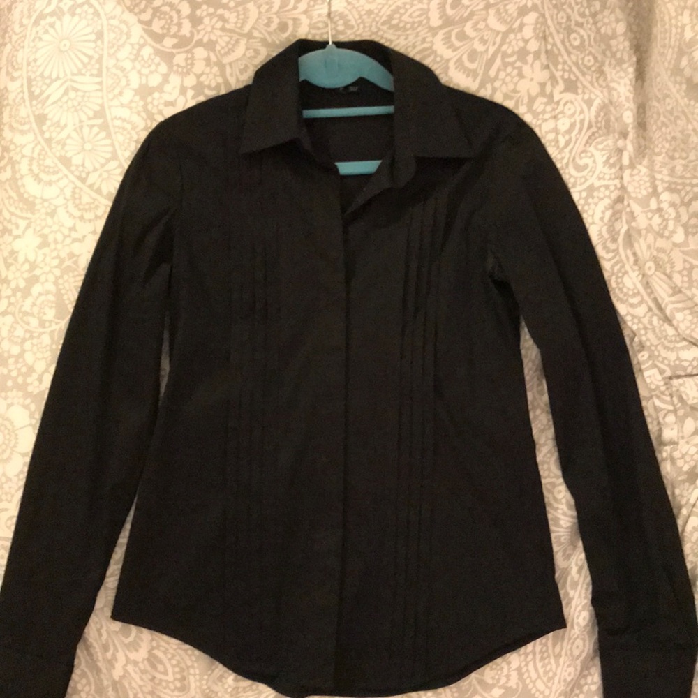 Theory “violia” black button down collared shirt